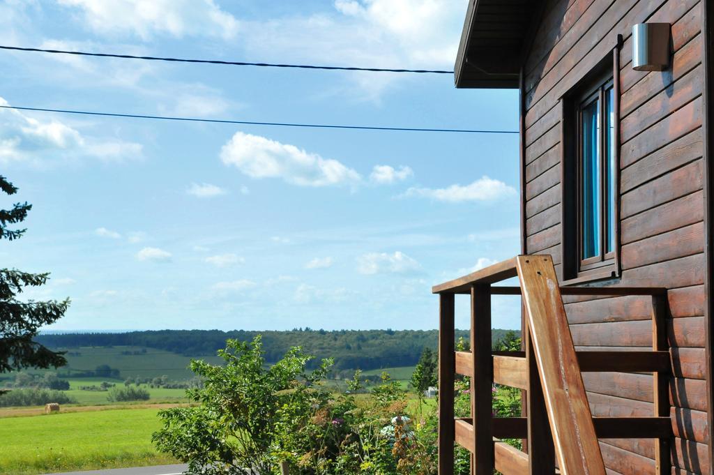 Villa Arbre Dressé Somme-Leuze Exterior foto