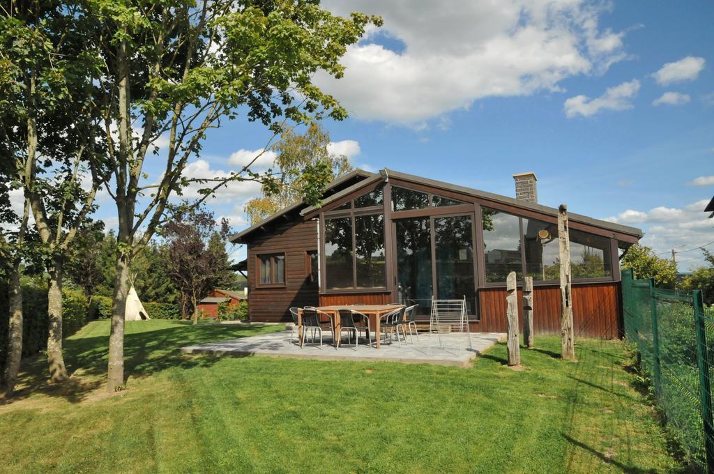Villa Arbre Dressé Somme-Leuze Exterior foto